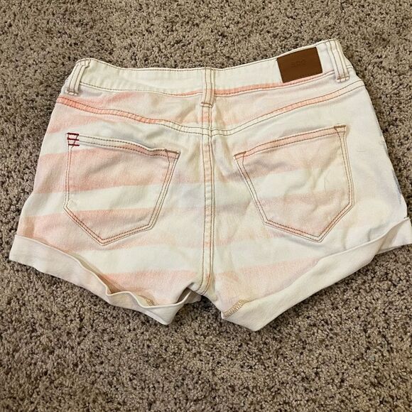 BDG shorts  - Picture 2 of 4